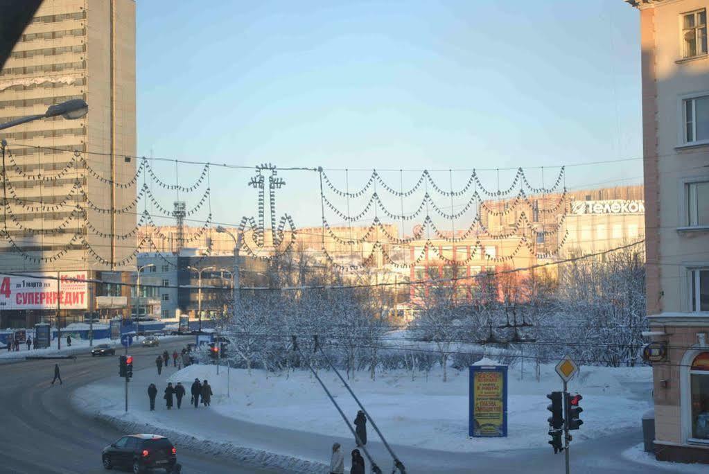 Murmansk City Center Vip Apartments Eksteriør billede